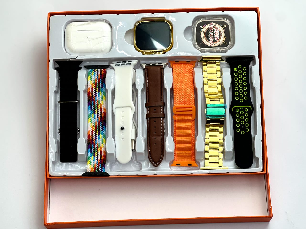 SMARTWATCH SET WITH EARPHONE