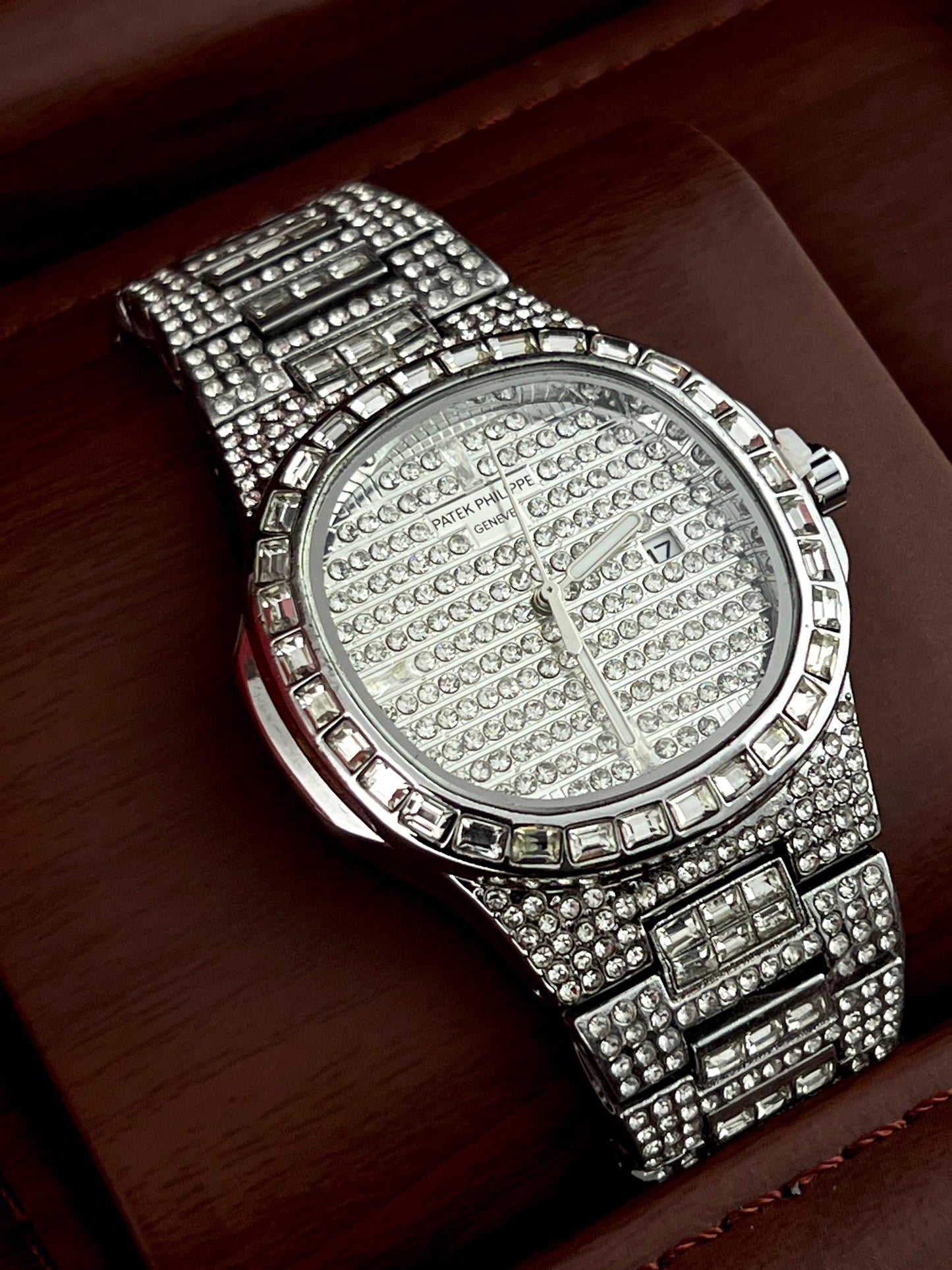Patek Philipe White Stone